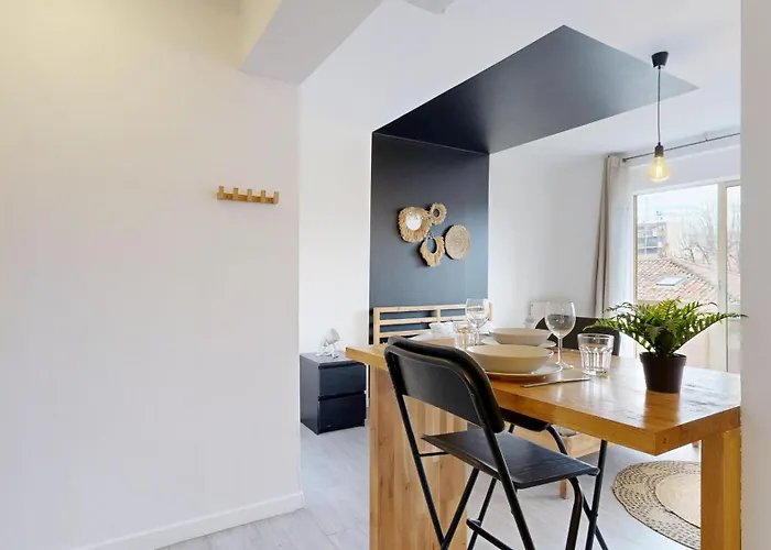 Expat Renting - L'ecrin - - Wifi Apartment *