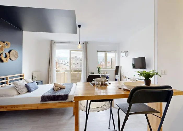 Expat Renting - L'ecrin - - Wifi Apartment *